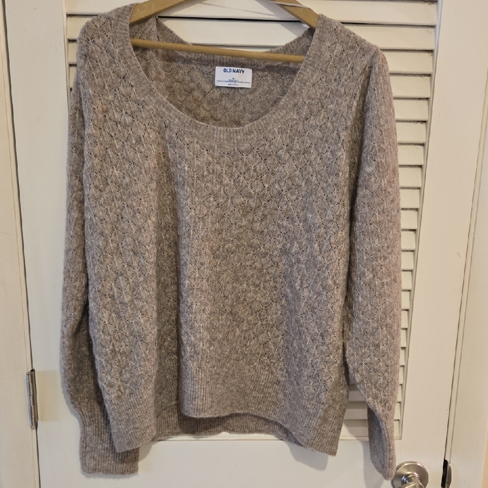 NWOT Old Navy Women's Taupe Knit Sweater
